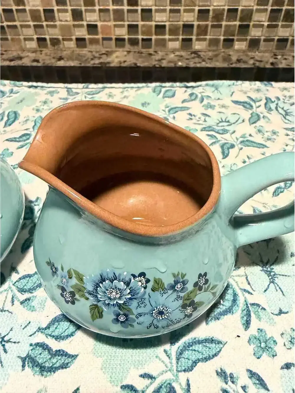 mid-20th century Taylor, Smith & Taylor Azura pattern creamer and sugar bowl set